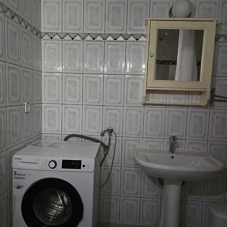 Sara * Nea Kallikrateia